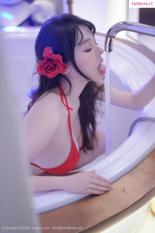   [XiuRen]高清写真图 2025.11.25 No.11030 沈南汐RuRu 性感比基尼第37张图片